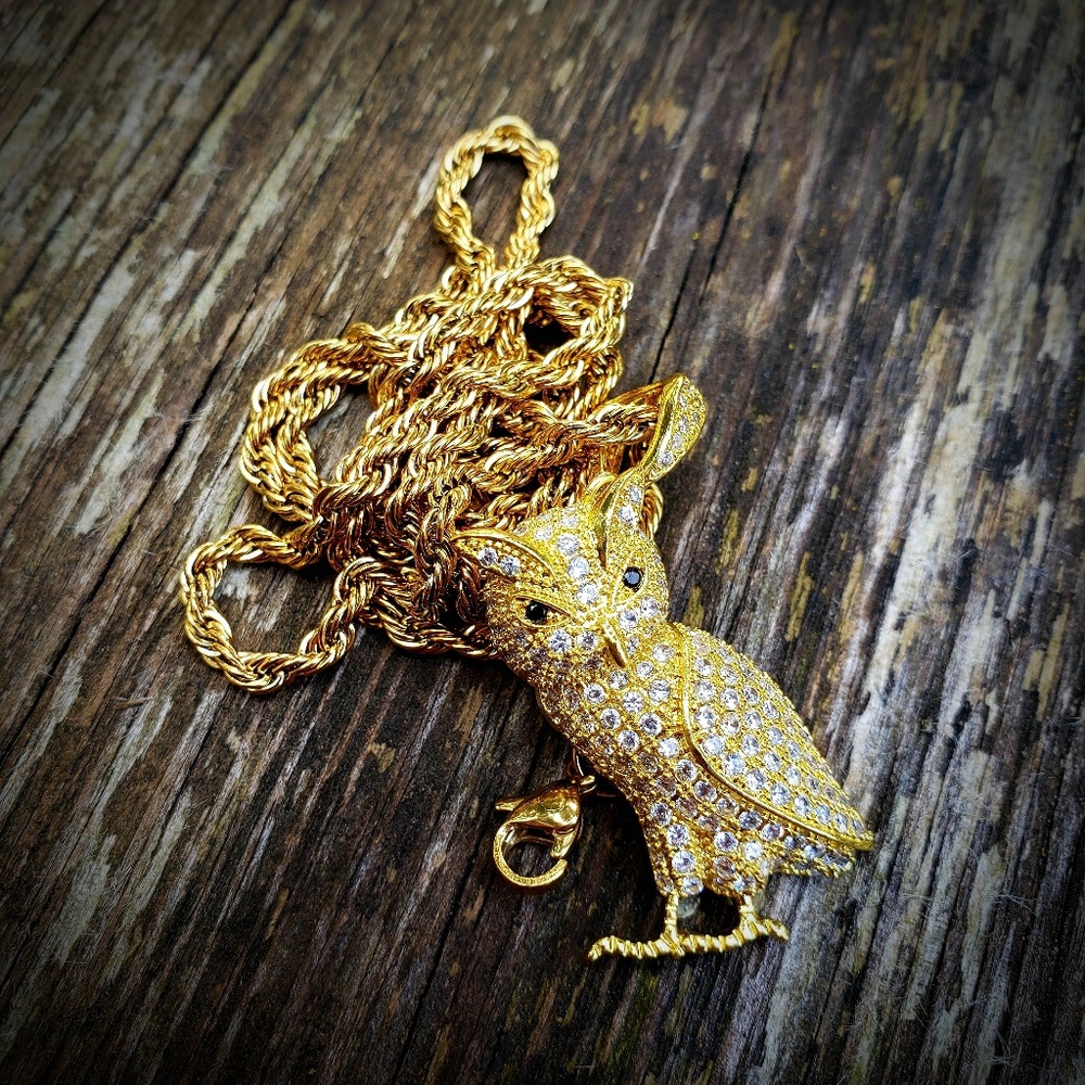 Gold Simulated Diamond OWL Pendant Necklace - Picture 3 of 3